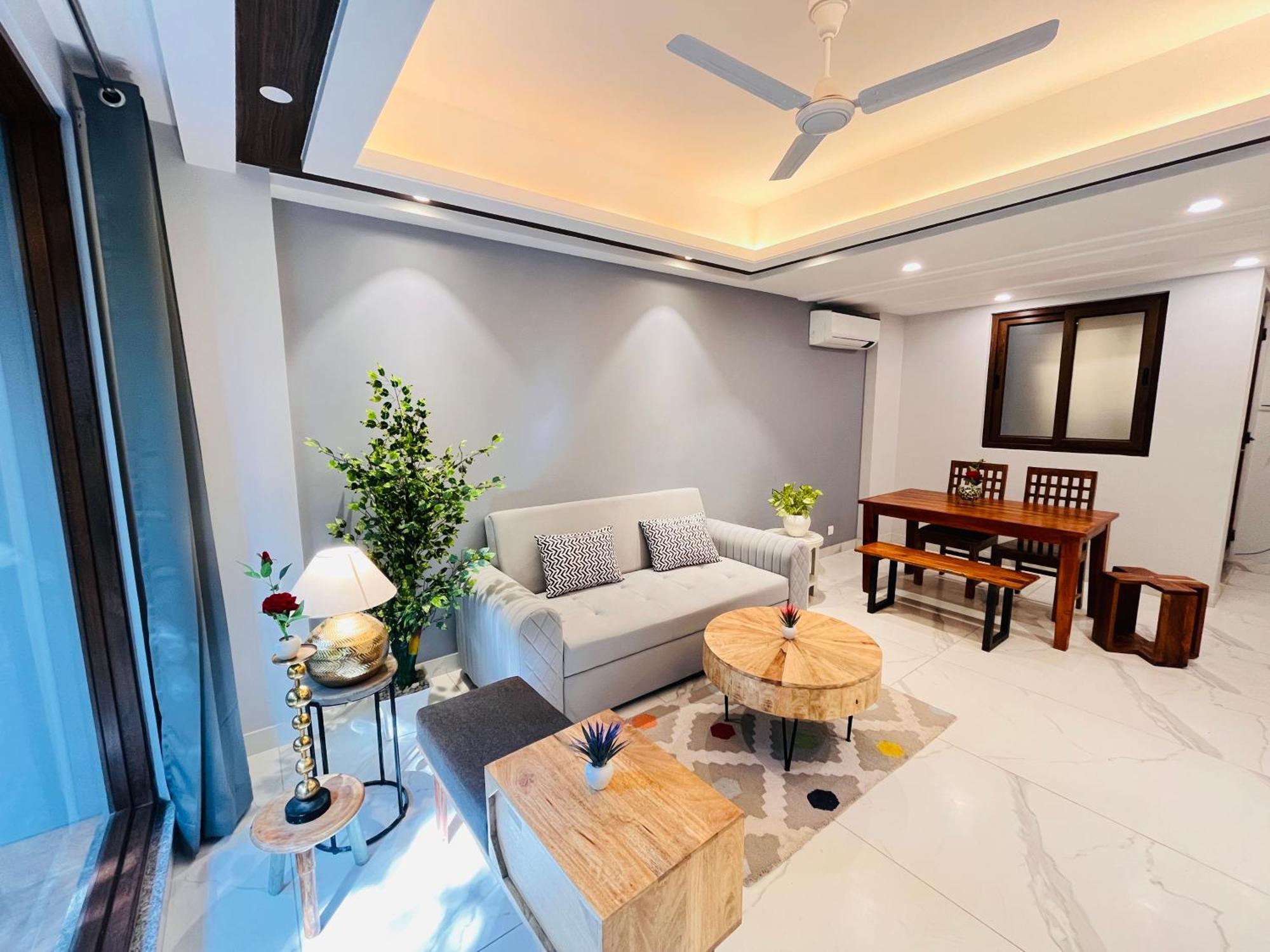 Hotel Gianmala Residency South Extension Near Aiims Delhi Nueva Delhi Exterior foto